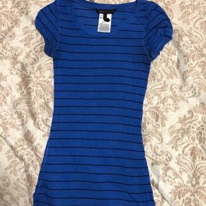 💕BCBG Royal Blue w/black stripes T-shirt.💕